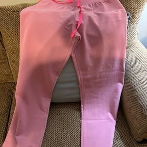 Figs Women’s Livingston Scrub Pants Chalk Pink